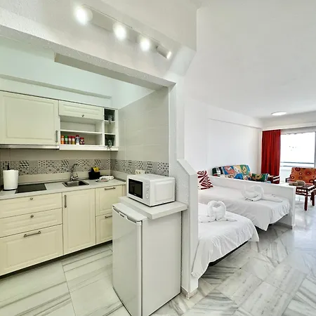 Atlantis (adults Only) * أذيخي